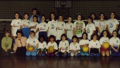 Minivolley e attivit� motoria - 1992/1993